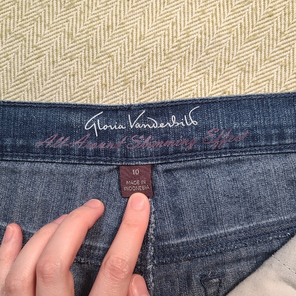 Gloria Vanderbilt Casual All Around Slimming Effect Cotton Jeans Short size 10 - Picture 10 of 14